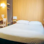 Metz Est Technopole Pole Sante Отель 2*