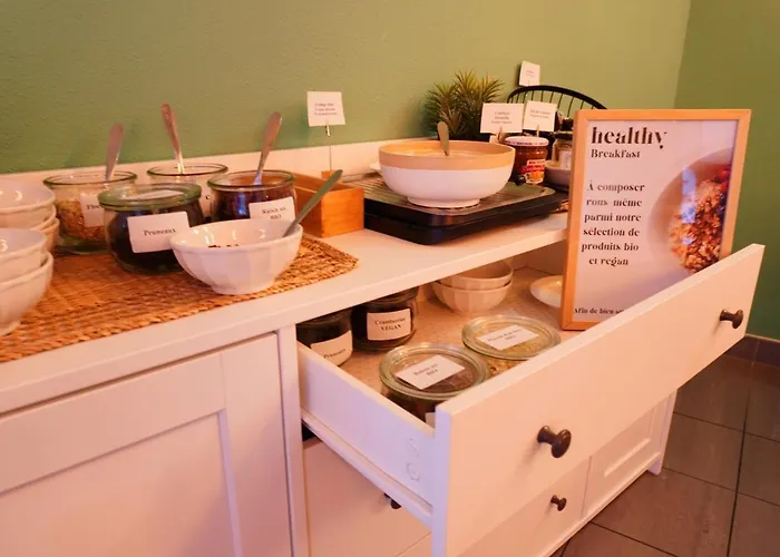 Metz Est Technopole Pole Sante Отель