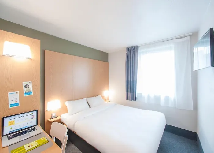 Metz Est Technopole Pole Sante Hotel